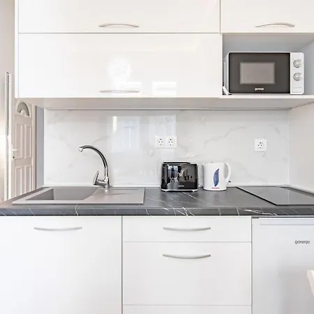 Ultra - New - Comfy Апартаменты *