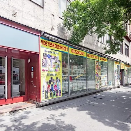 Ultra - New - Comfy * Будапешт